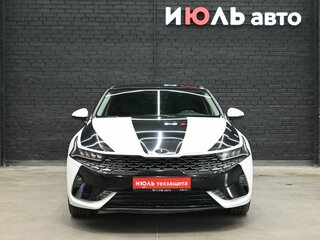 2021 Kia K5 III, белый, 2560000 рублей, вид 2
