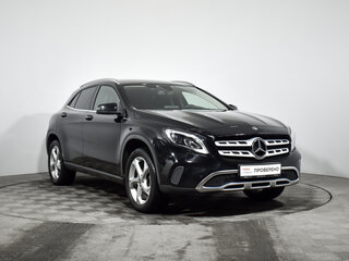 2018 Mercedes-Benz GLA 200 I (X156) Рестайлинг, чёрный, 1890000 рублей, вид 3
