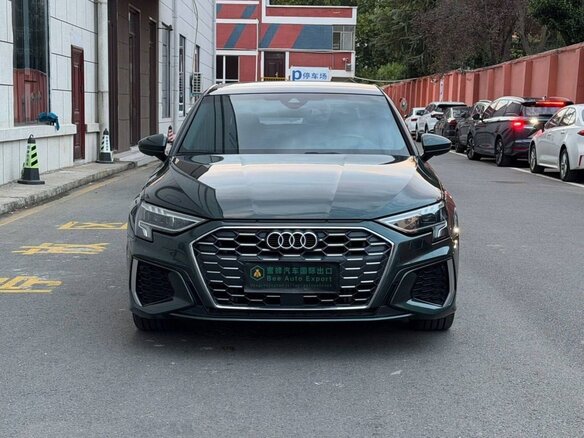 2023 Audi A3 35 TFSI Long IV (8Y), зелёный - вид 2