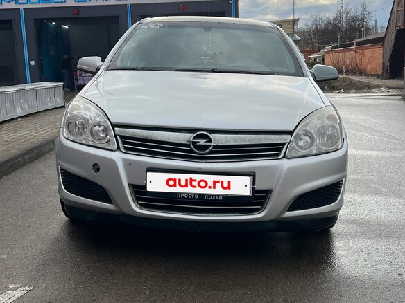 2008 Opel Astra H Рестайлинг, серебристый, 370000 рублей - вид 1