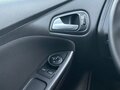 2015 Ford Focus III Рестайлинг, жёлтый, 719999 рублей - вид 8