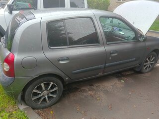 2002 Renault Clio II Рестайлинг, серый, 205000 рублей, вид 2