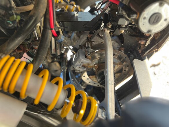2009 BRP Can-Am Outlander 800, красный, 740000 рублей - вид 13