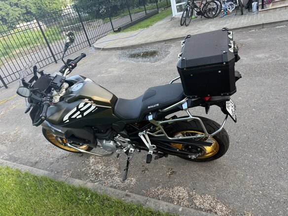 2023 BMW F 850 GS Adventure, золотистый, 1500000 рублей - вид 3