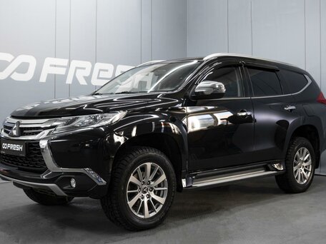 Mitsubishi Pajero Sport III