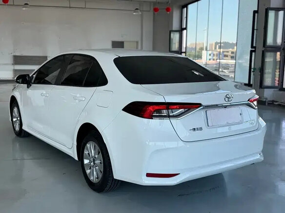 2024 Toyota Corolla XII (E210), белый, 1720290 рублей - вид 6