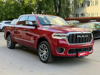 2026 Ram 1500 Crew Cab V Рестайлинг, красный, 10296000 рублей, вид 3