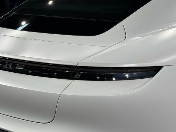 2021 Porsche Taycan Turbo I, белый, 12990000 рублей - вид 7