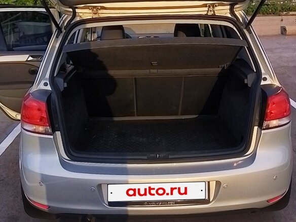 2012 Volkswagen Golf VI, серебристый, 1100000 рублей - вид 9