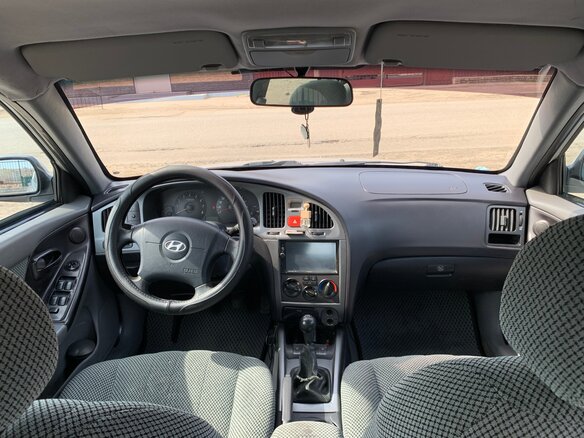 2004 Hyundai Elantra III (XD2) Рестайлинг, серебристый, 260000 рублей - вид 4