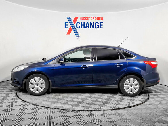 2011 Ford Focus III, синий - вид 8