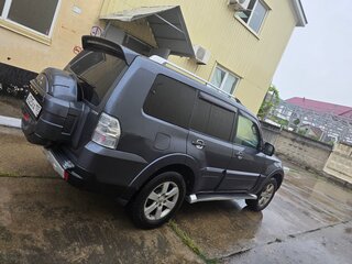 2008 Mitsubishi Pajero IV, серый, 900000 рублей, вид 3