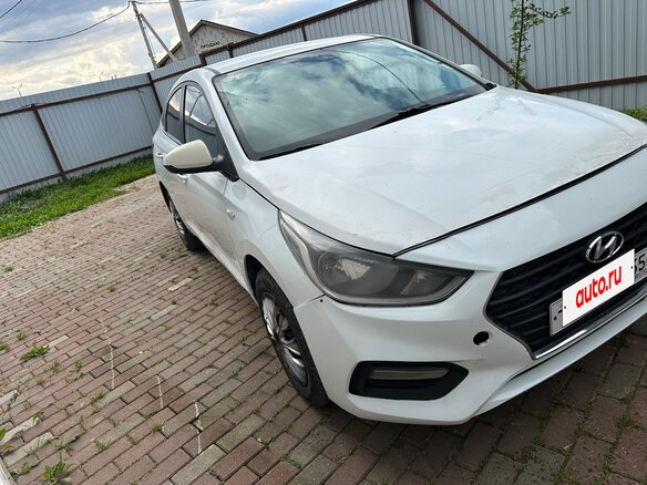 2017 Hyundai Solaris II, белый - вид 4