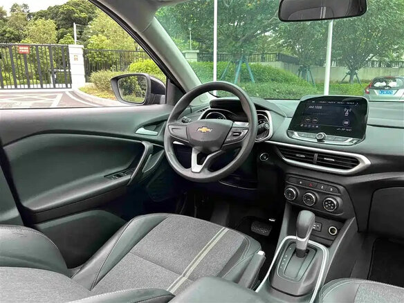 2019 Chevrolet Tracker IV, чёрный, 800100 рублей - вид 11