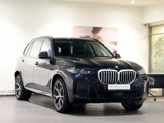 2025 BMW X5 Long 30Li IV (G05/G18) Рестайлинг, чёрный, 9400000 рублей, вид 3