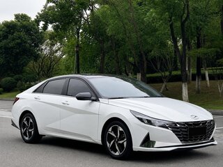 2022 Hyundai Elantra VII (CN7), белый, 1350000 рублей, вид 3