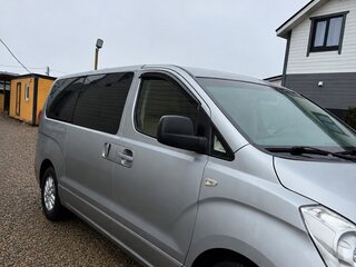 2016 Hyundai H-1 II Рестайлинг, серебристый, 2000000 рублей, вид 4
