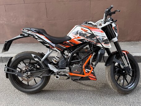 2013 KTM 200 Duke, белый, 160000 рублей, вид 1