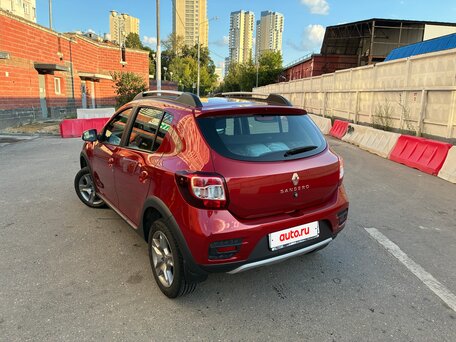 2021 Renault Sandero Stepway II Рестайлинг, красный, 1190000 рублей, вид 3