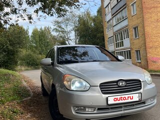 2007 Hyundai Verna II, серебристый, 395000 рублей, вид 4