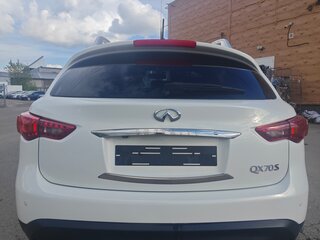 2011 Infiniti FX37 II (S51) Рестайлинг, белый, 1500000 рублей, вид 3