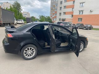 2014 Mitsubishi Lancer X Рестайлинг, чёрный, 650000 рублей, вид 2