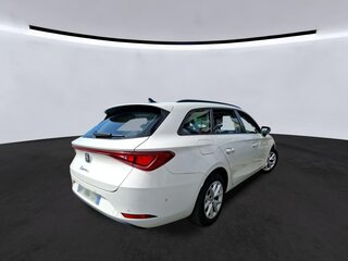 2023 SEAT Leon IV, белый, 2325000 рублей, вид 5