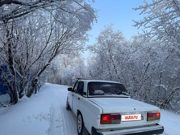 2001 Lada (ВАЗ) 2107, белый, 200000 рублей - вид 13