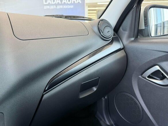 2026 Lada (ВАЗ) Granta I Рестайлинг, серебристый - вид 15