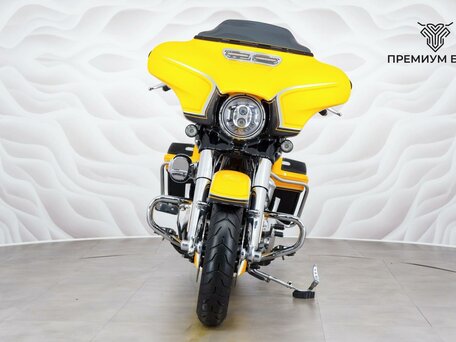 2022 Harley-Davidson CVO Street Glide, жёлтый, 2849000 рублей, вид 4