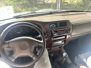 2000 Nissan Patrol V (Y61), зелёный, 850000 рублей, вид 5