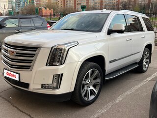 2016 Cadillac Escalade IV, белый, 3480000 рублей, вид 1