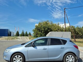 2012 Opel Astra J, серый, 550000 рублей, вид 2