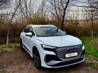 2023 Audi Q4 e-tron 45 I, белый, 3000000 рублей, вид 2