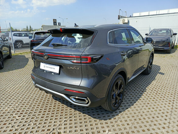 2026 Changan UNI-S I Рестайлинг, серый, 3079900 рублей - вид 2