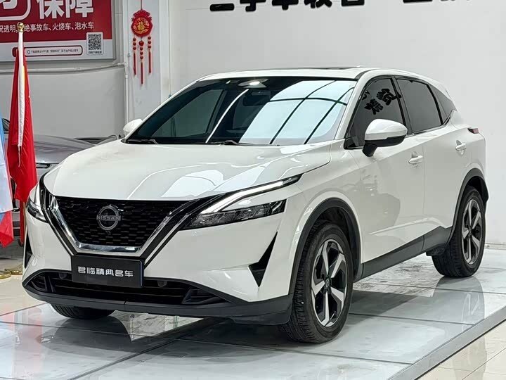 Открыть фотографии: Nissan Qashqai III