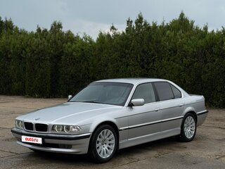 2000 BMW 7 серии 728i III (E38) Рестайлинг, серебристый, 850000 рублей, вид 1
