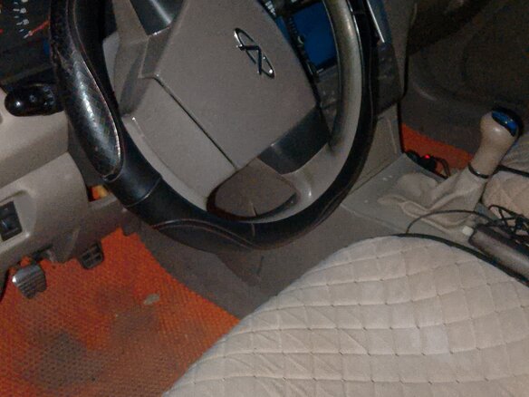 2009 Vortex Estina I, красный, 200000 рублей - вид 3