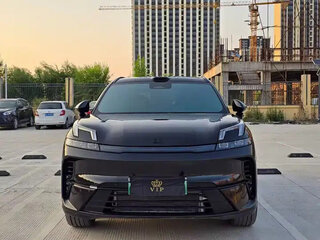 2026 Lynk & Co 08 EM-P 28.3 kWh I Рестайлинг, чёрный, 4462222 рублей, вид 5