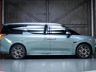 2026 Zeekr 009 140 kWh I Рестайлинг, голубой, 12300000 рублей, вид 3