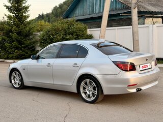 2006 BMW 5 серии 525i V (E60/E61), серебристый, 1100000 рублей, вид 3