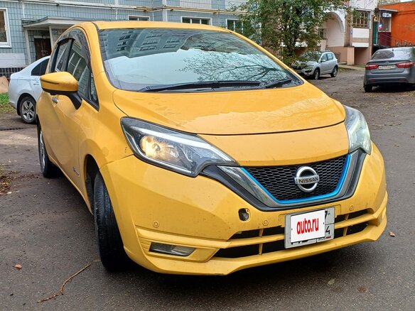 2019 Nissan Note e-Power II Рестайлинг, жёлтый, 940000 рублей - вид 2
