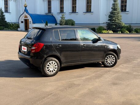 2013 Skoda Fabia II Рестайлинг, чёрный, 299000 рублей, вид 3