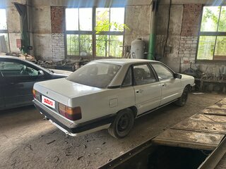 1986 Audi 100 III (C3), белый, 180000 рублей, вид 3