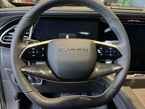 2024 Exeed VX I Рестайлинг, чёрный, 5830000 рублей - вид 4