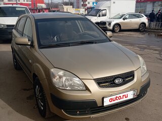 2007 Kia Rio II, бежевый, 380000 рублей, вид 2