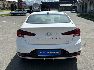 2019 Hyundai Elantra VI (AD) Рестайлинг, белый, 2150000 рублей, вид 5