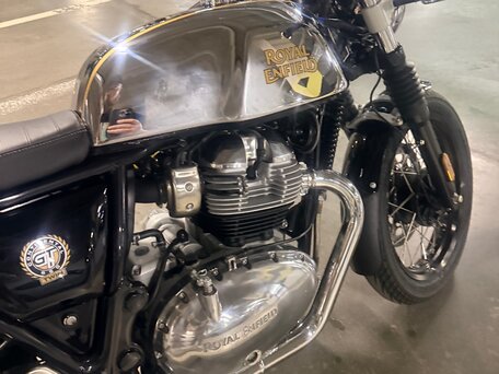 2024 Royal Enfield Continental GT, серебристый, 660000 рублей, вид 4