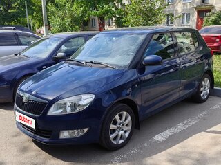2010 Skoda Fabia II Рестайлинг, синий, 410000 рублей, вид 1