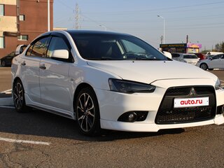 2013 Mitsubishi Lancer X Рестайлинг, белый, 1150000 рублей, вид 1